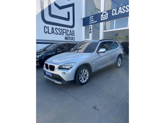 BMW X1 2.0 16V GASOLINA SDRIVE18I 4P AUTOMÁTICO BMW X1 2.0 16V GASOLINA SDRIVE18I 4P AUTOMÁTICO